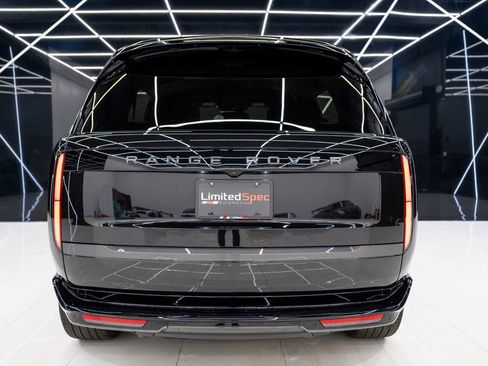 Used 2026 Land Rover Range Rover Long Wheelbase SE image 19
