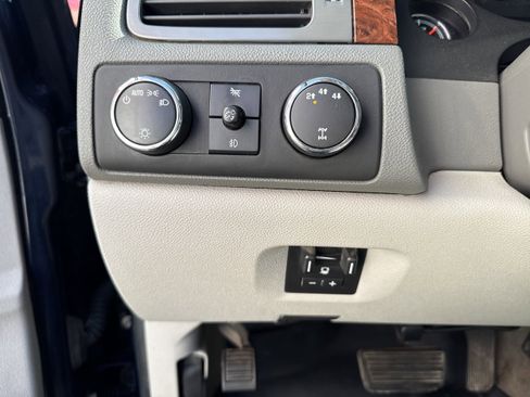 Used 2008 Chevrolet Silverado 2500 LTZ w/ Suspension Package, Off-Road image 20