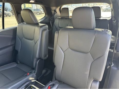 Certified 2025 Lexus TX 500h 500h F SPORT Premium w/ Technology Package image 17