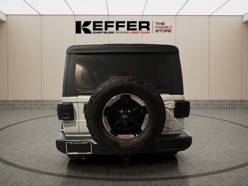 Used 2020 Jeep Wrangler Unlimited Sport AWD/4WD image 4