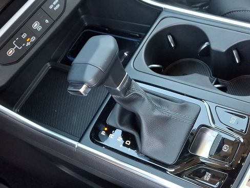 New 2026 Kia Carnival SX Prestige image 9