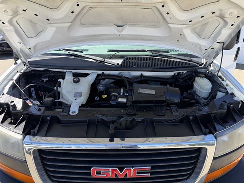 Used 2014 GMC Savana 2500 RWD image 26