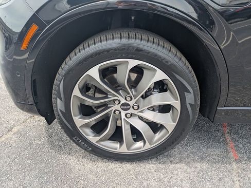 Used 2022 Lincoln Aviator Grand Touring w/ Equipment Group 301A AWD/4WD image 15