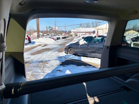 Used 2002 Ford Explorer XLT image 27