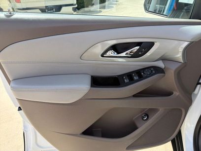 Used 2021 Chevrolet Traverse LT w/ LPO, Cargo Package