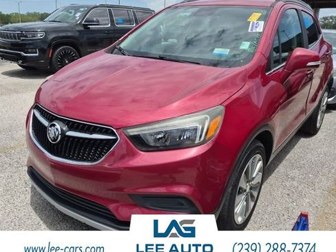 Used 2018 Buick Encore Preferred FWD image 1