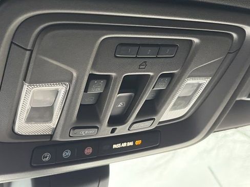 Used 2020 GMC Sierra 2500 Denali w/ Denali Ultimate Package image 18