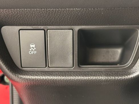 Used 2026 Honda HR-V Sport image 32