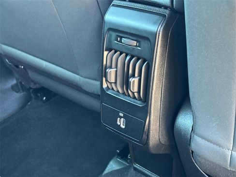 Certified 2024 Dodge Hornet R/T image 16