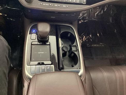 Used 2019 Lexus LS 500 w/ Interior Upgrade Package RWD image 18