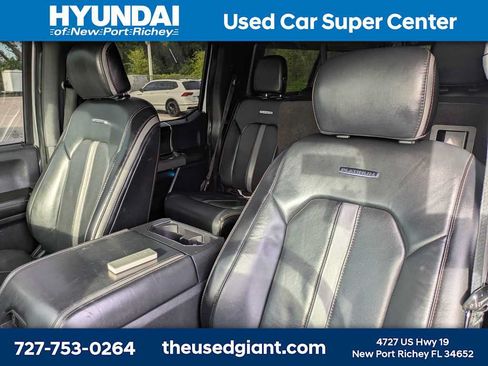 Used 2018 Ford F150 Platinum w/ Equipment Group 701A Luxury AWD/4WD image 3