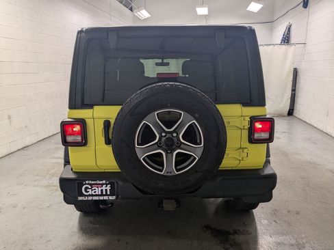 Used 2023 Jeep Wrangler Unlimited Sport w/ Uconnect 4C Nav & Sound Group AWD/4WD image 8