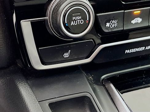 Used 2017 Honda CR-V EX image 18