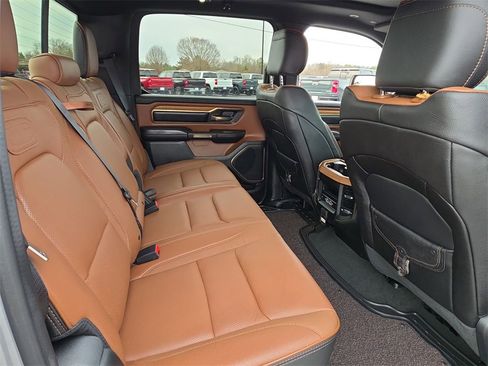 Used 2022 RAM 1500 Limited w/ Body Color Bumper Group image 26