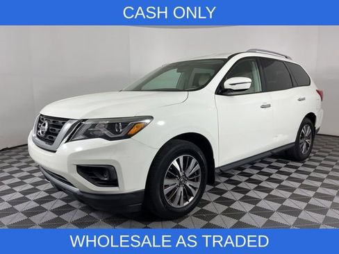 Used 2017 Nissan Pathfinder S image 4