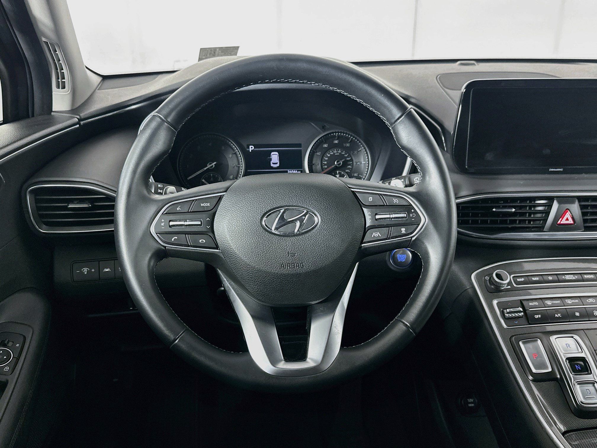 Used 2023 Hyundai Santa Fe SEL FWD image 17