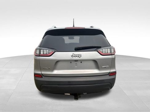 Used 2019 Jeep Cherokee Latitude w/ Popular Appearance Group AWD/4WD image 14