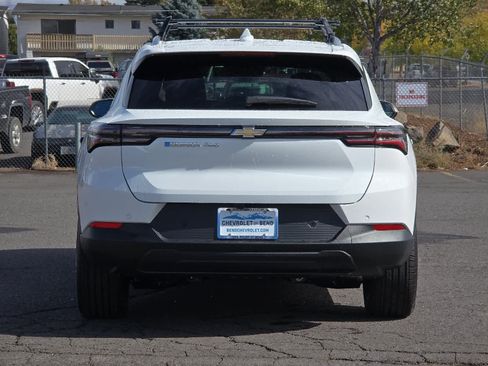 New 2026 Chevrolet Equinox EV LT image 7