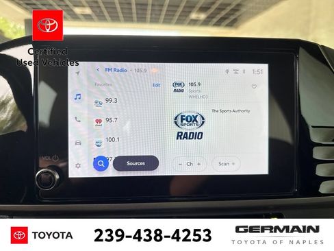 Used 2025 Toyota Camry SE FWD image 19