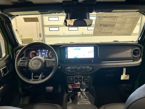 New 2026 Jeep Wrangler Unlimited Rubicon image 29