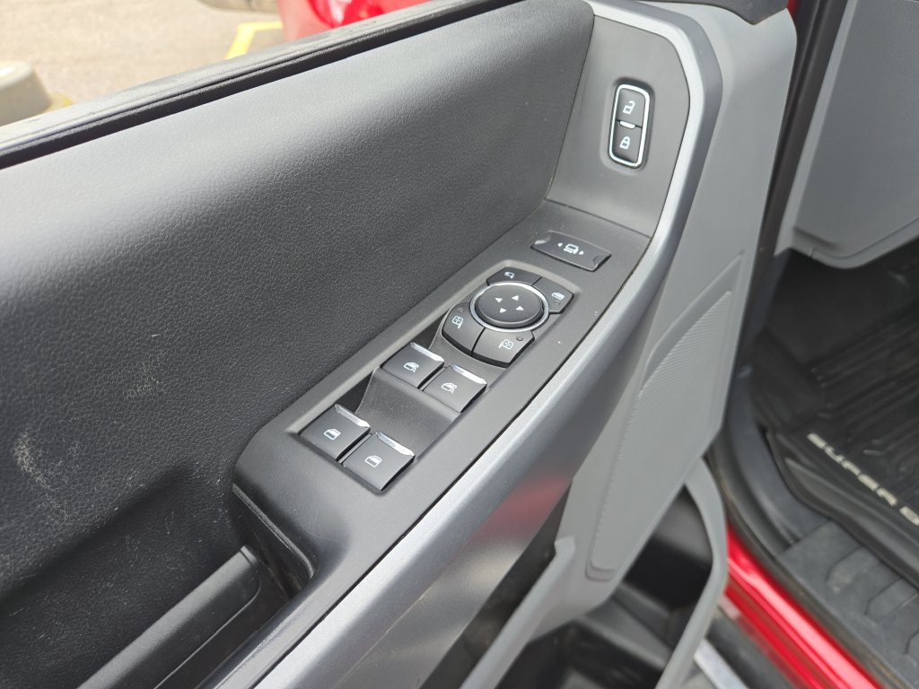 Used 2024 Ford F250 XLT w/ FX4 Off-Road Package AWD/4WD image 13