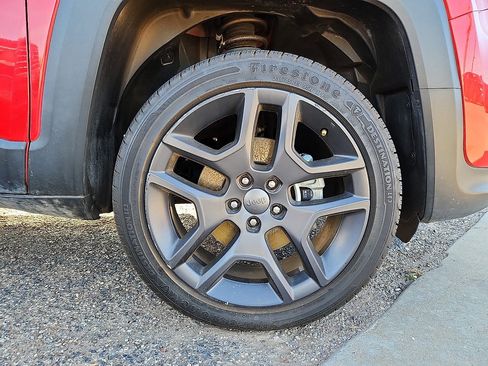 Used 2022 Jeep Renegade Latitude w/ Convenience Group image 6