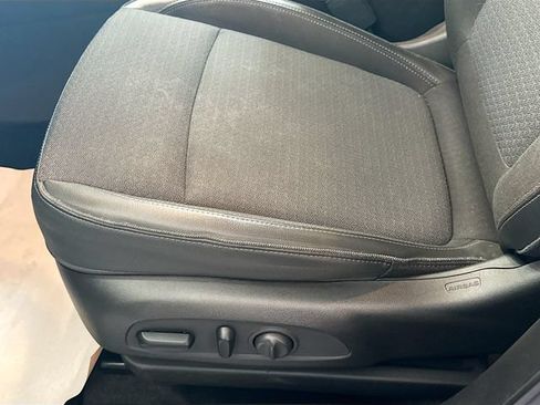 Used 2021 Buick Encore GX Select w/ Experience Buick Package AWD/4WD image 19