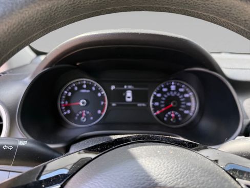 Used 2024 Kia Forte LXS FWD image 14