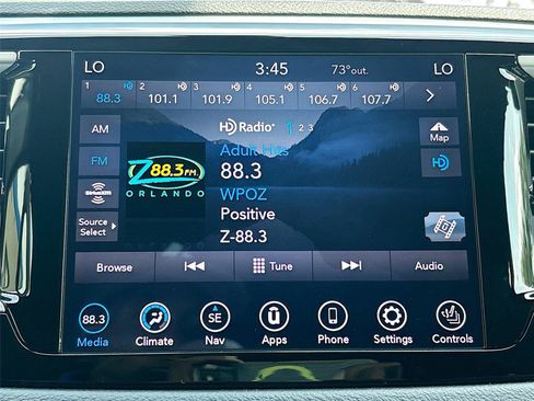 Used 2020 Chrysler Pacifica Touring-L Plus w/ S Appearance Package FWD image 15