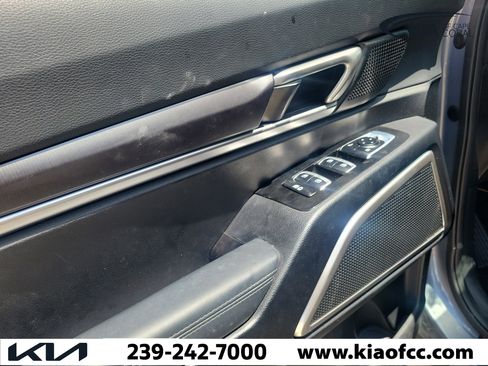 Used 2024 Kia Telluride LX FWD image 21