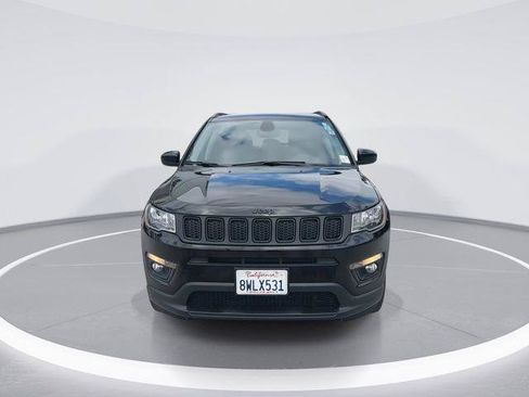 Certified 2021 Jeep Compass Latitude FWD image 3