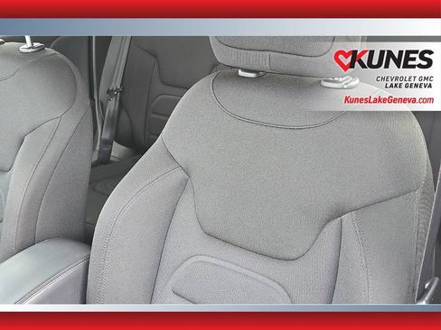 Used 2022 Jeep Renegade Latitude w/ Convenience Group image 16