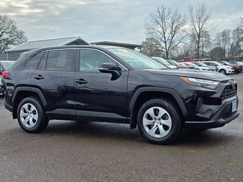 Used 2024 Toyota RAV4 LE image 27