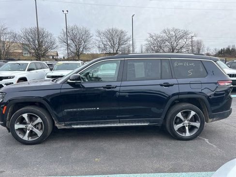 Used 2023 Jeep Grand Cherokee L Limited image 2