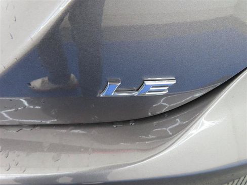 Used 2023 Toyota Camry LE FWD image 9