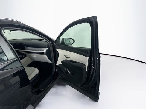 Used 2025 Hyundai Tucson SEL FWD image 32