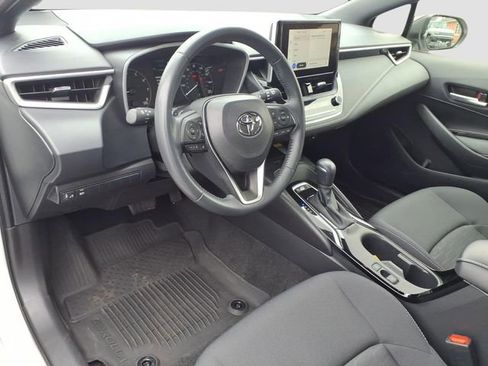 Used 2024 Toyota Corolla SE w/ SE Package image 24