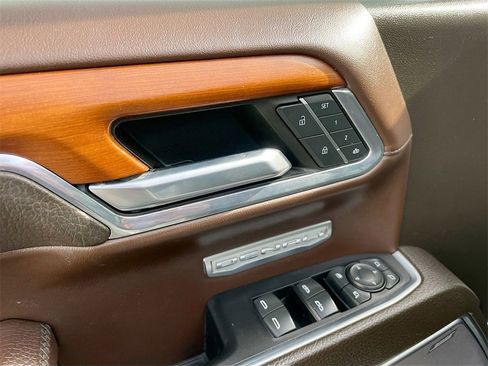 Used 2023 GMC Sierra 1500 Denali w/ Denali Reserve Package image 9