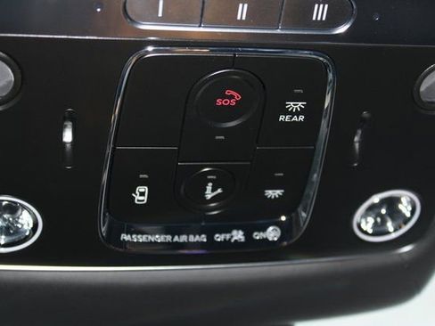 Used 2022 Bentley Flying Spur V8 image 52