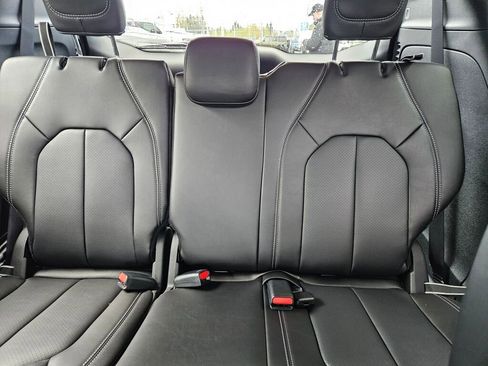 New 2026 Chrysler Voyager LX FWD image 17