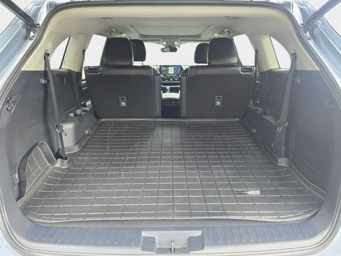 Used 2021 Toyota Highlander Platinum AWD/4WD image 12