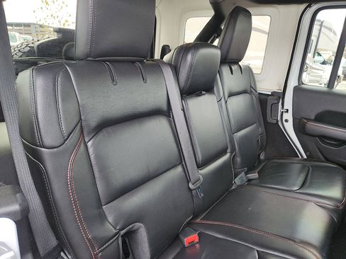 Used 2020 Jeep Wrangler Unlimited Rubicon w/ Dual Top Group image 29