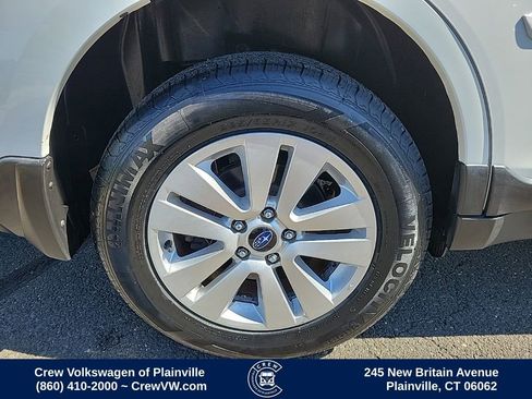 Used 2016 Subaru Outback 2.5i Premium AWD/4WD image 19