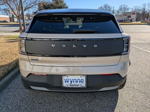 New 2026 Volvo EX30 Cross Country Ultra w/ Protection Package Premier image 5