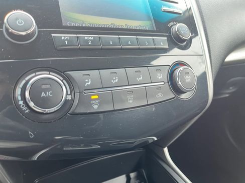 Used 2015 Nissan Altima 2.5 S w/ Special Edition Package FWD image 28
