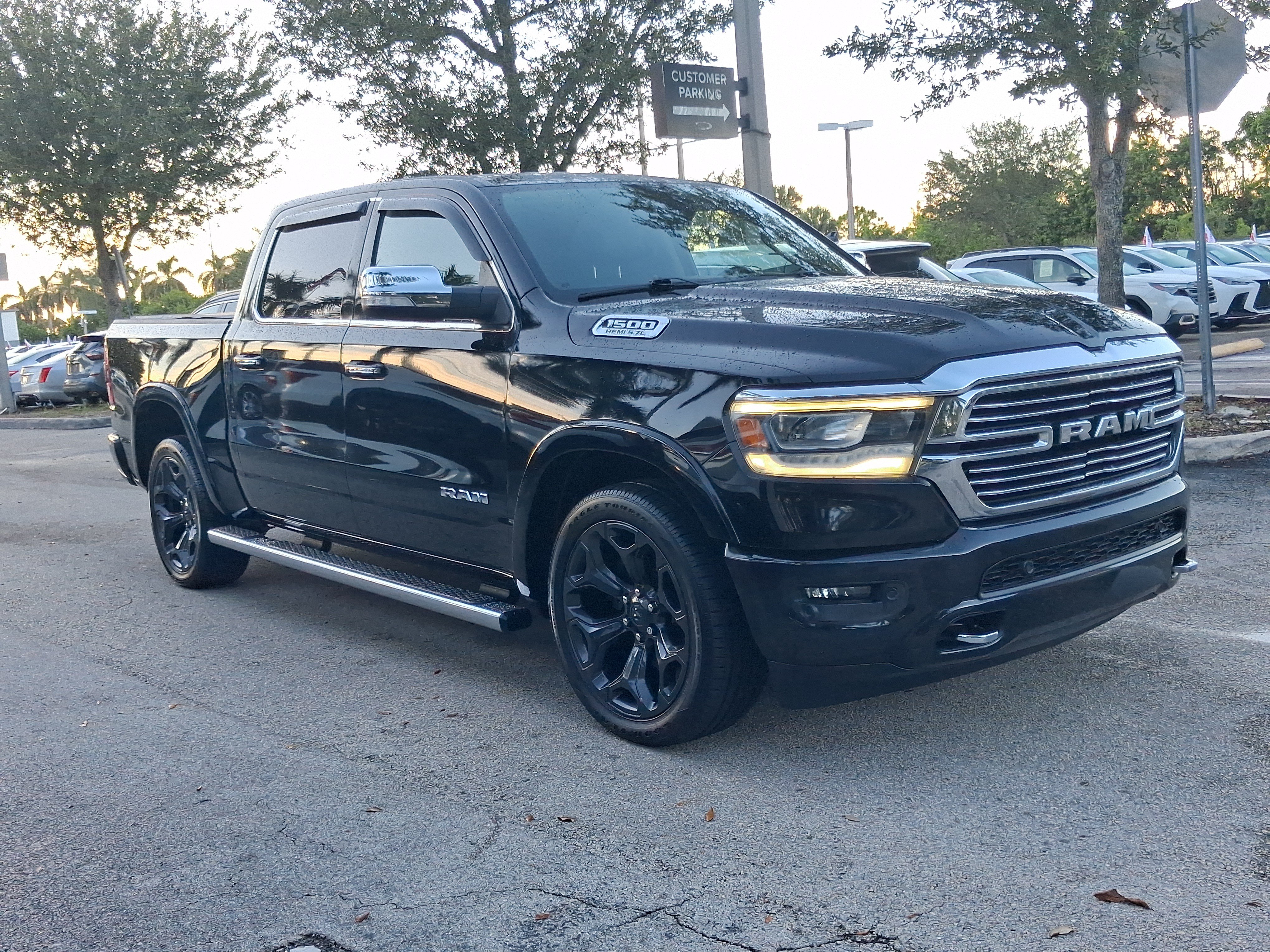 Used 2019 RAM 1500 Laramie RWD image 22