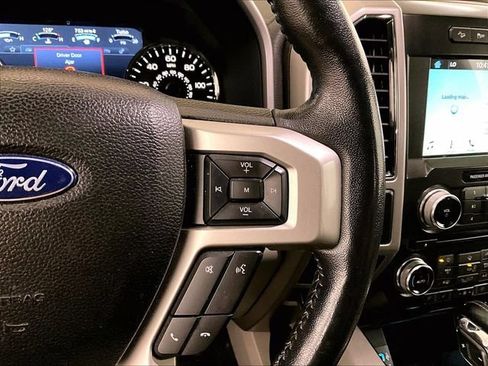 Used 2017 Ford F150 Lariat w/ Equipment Group 502A Luxury AWD/4WD image 19