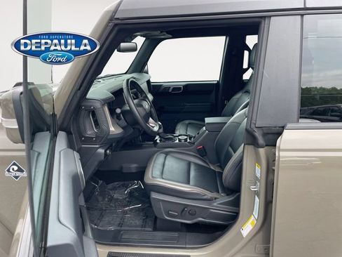 Used 2025 Ford Bronco Outer Banks AWD/4WD image 11