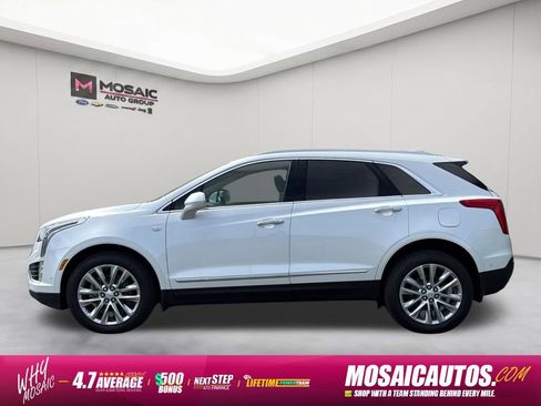 Used 2018 Cadillac XT5 Platinum w/ Driver Assist Package AWD/4WD image 4