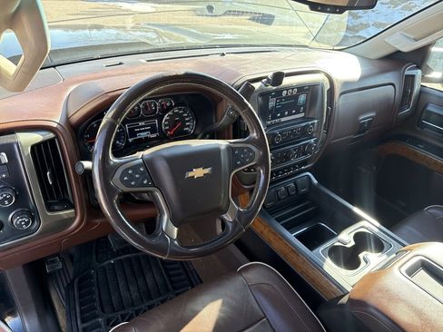 Used 2015 Chevrolet Silverado 3500 High Country image 12